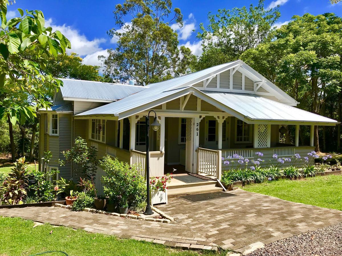 Keillor Lodge Maleny Exterior photo
