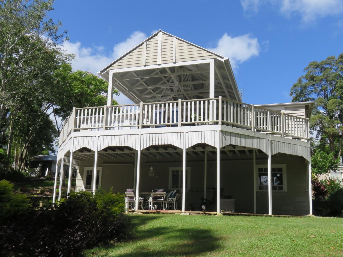 Keillor Lodge Maleny Exterior photo